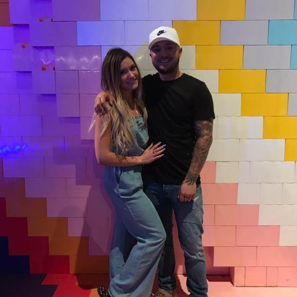 Meet your Posher, Brooke - Picture 1 of 1